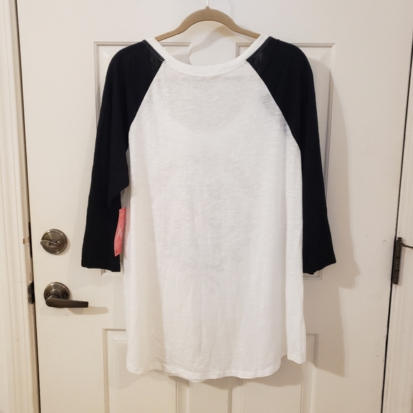 Torrid Black And White Basketball 3/4 Sleeves Can’t Sink Pink Tee Size 2X - Picture 3 of 6